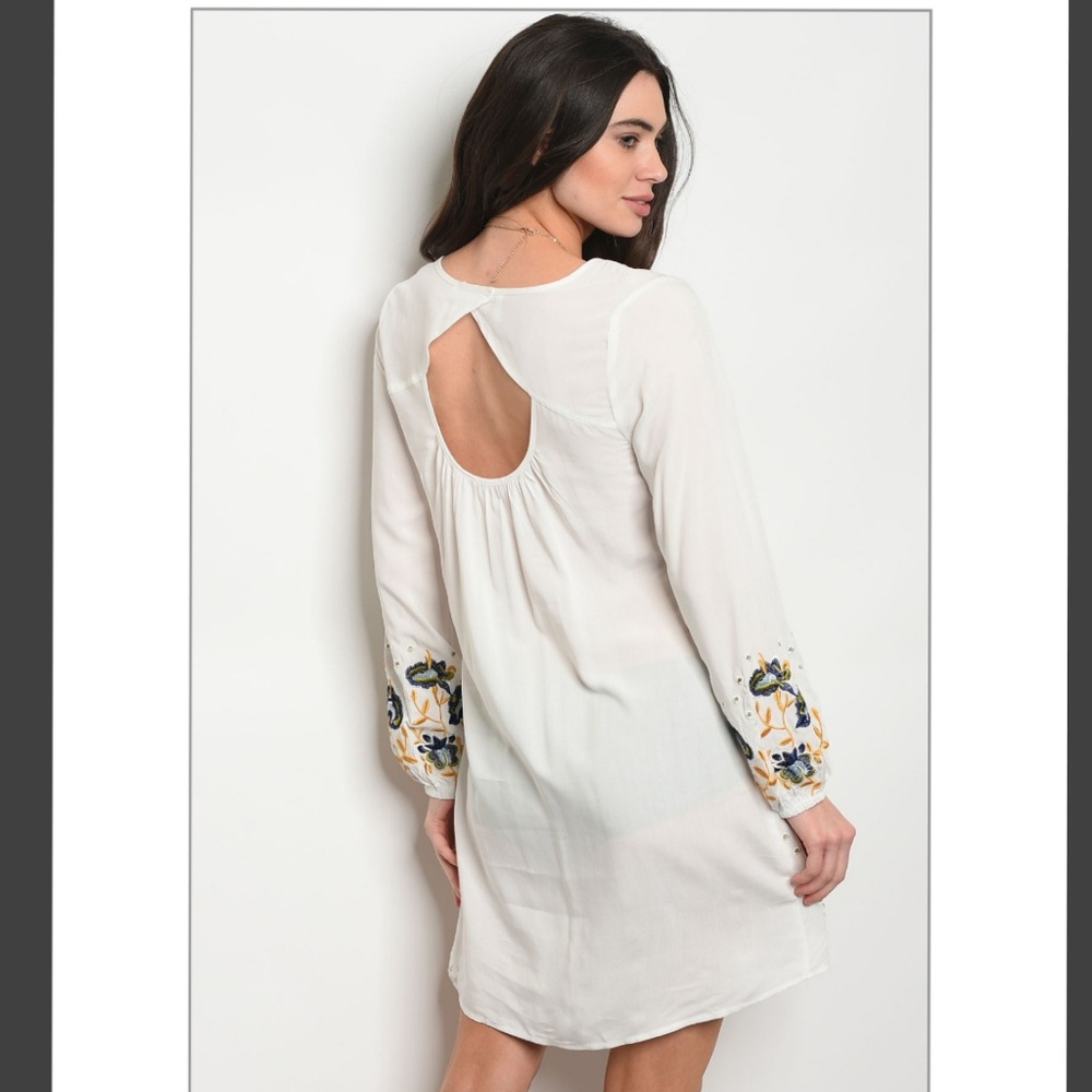 💋IVORY  PRINT BORDER DRESS - Picture 3 of 6